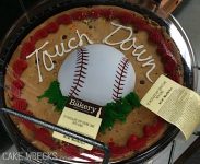 Ik krijg eindelijk het laatste woord … Dus natuurlijk is het verkeerd gespeld – Cake Wrecks